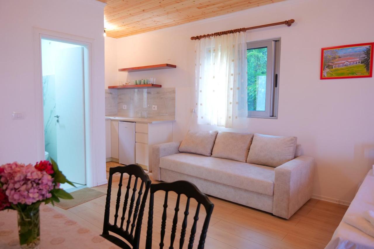 Guesthouse Panorama Nivice Sarandë Eksteriør bilde