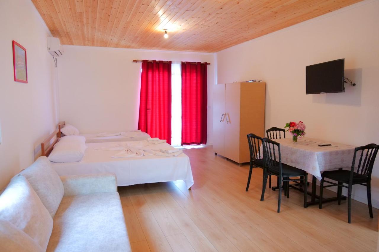 Guesthouse Panorama Nivice Sarandë Eksteriør bilde